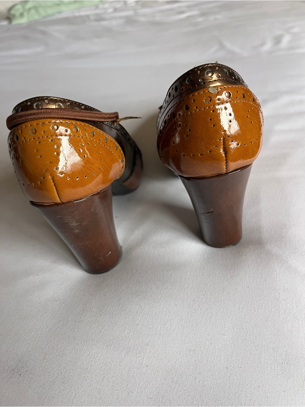 Mossimo Women Size 5.5 Brown Bronze Patent Wingtip Oxford Mary Jane Block Heels - Picture 3 of 16